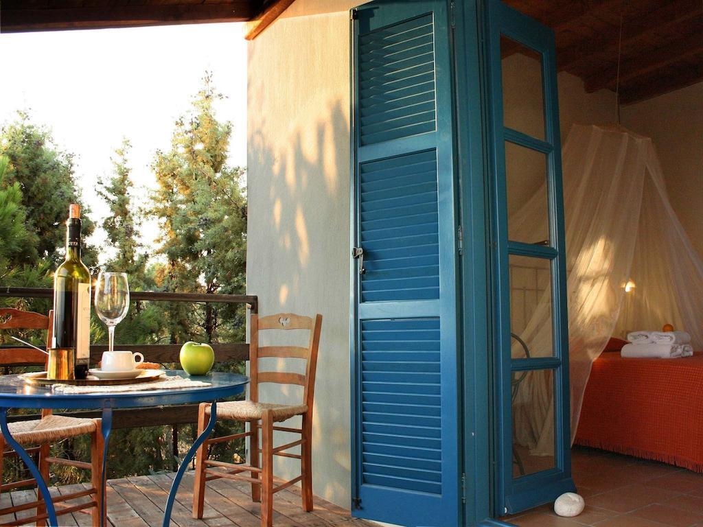 Skites Hotel Bungalows Ouranoupoli Rum bild